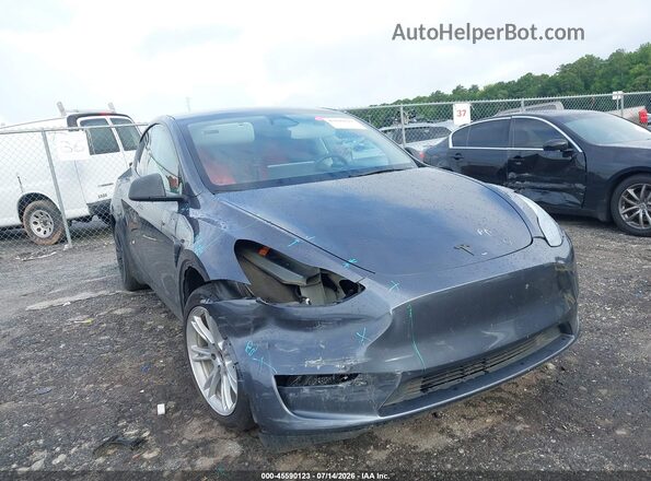 7SAYGDED3PF939871 2023 TESLA MODEL Y Gray Front view