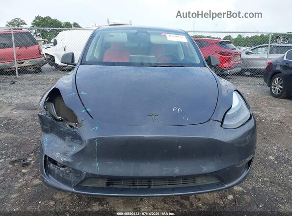 7SAYGDED3PF939871 2023 TESLA MODEL Y Gray Rear interior view