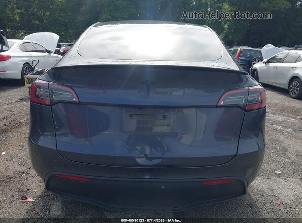 7SAYGDED3PF939871 2023 TESLA MODEL Y Gray 