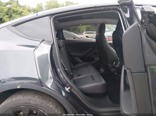 7SAYGDED3SF223481 2025 TESLA MODEL Y Gray Widok naklejki z numerem VIN