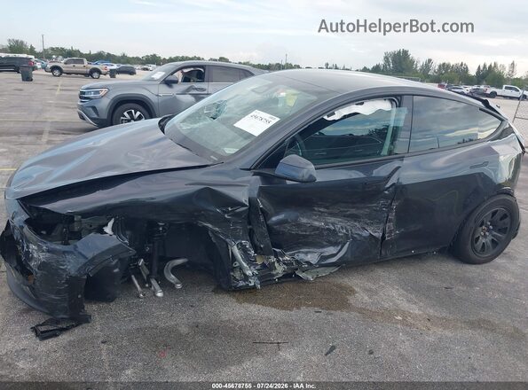 7SAYGDED3TA601295 2026 TESLA MODEL Y Серый Вид спереди