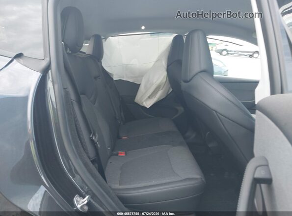 7SAYGDED3TA601295 2026 TESLA MODEL Y Серый Вид наклейки с VIN-кодом