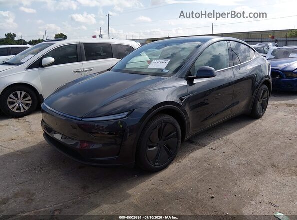 7SAYGDED4TA610443 2026 TESLA MODEL Y Gray Передня ліва чверть