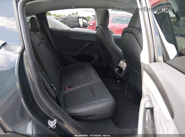 7SAYGDED4TA610443 2026 TESLA MODEL Y Gray Вид наклейки з VIN-кодом