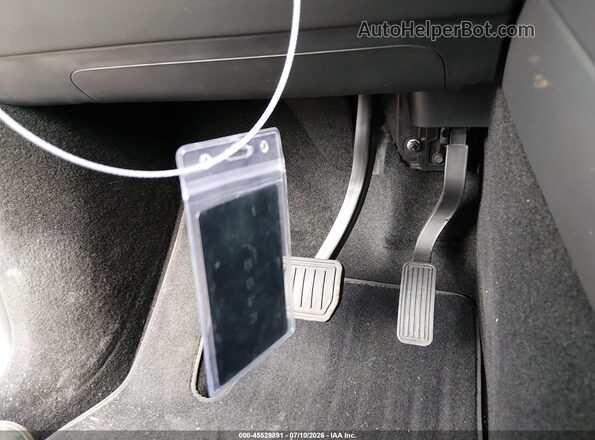 7SAYGDED4TA610443 2026 TESLA MODEL Y Gray Вид панелі приладів