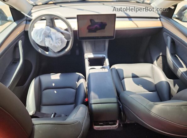 7SAYGDED5SA372181 2025 TESLA MODEL Gray Widok deski rozdzielczej