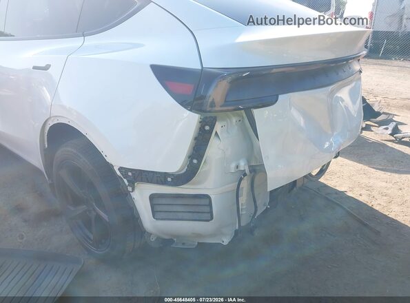 7SAYGDED5TA647663 2026 TESLA MODEL Y White 
