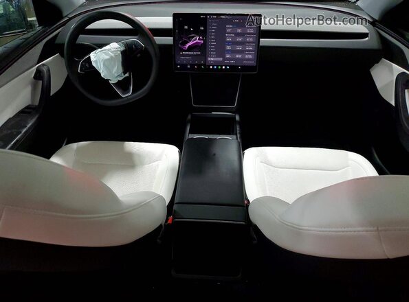 7SAYGDED5TF397635 2026 TESLA MODEL Charcoal Dashboard view