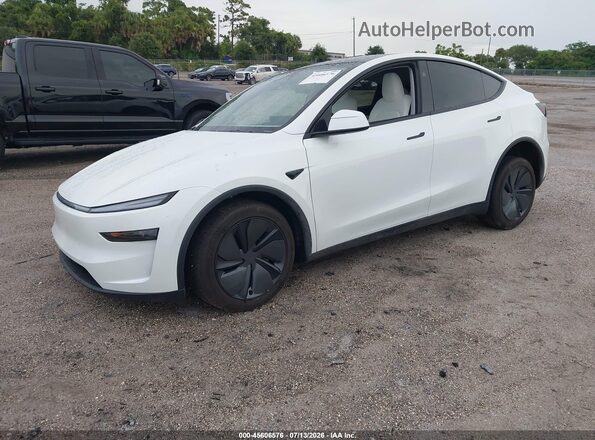 7SAYGDED5TF531026 2026 TESLA MODEL Y White Передня ліва чверть