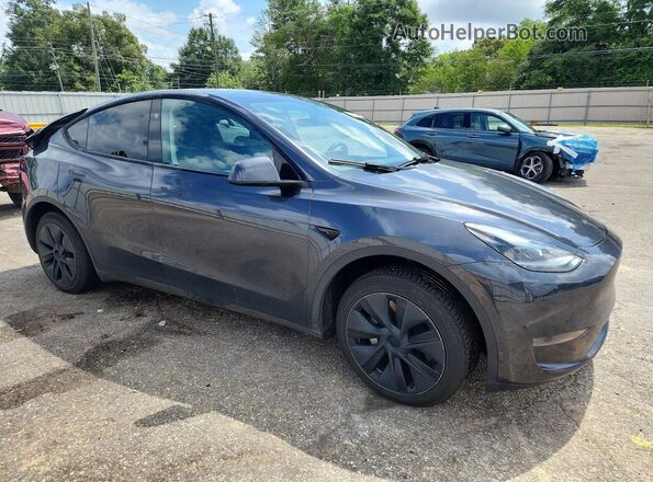 7SAYGDED6RA304109 2024 TESLA MODEL Gray Przód prawy