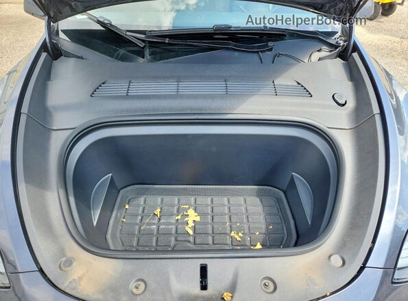 7SAYGDED6RA304109 2024 TESLA MODEL Gray Widok wnętrza z tyłu