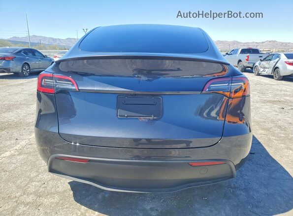 7SAYGDED6RF124308 2024 TESLA MODEL Gray Հետևի տեսք