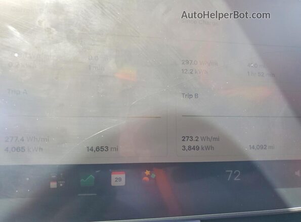 7SAYGDED6RF124308 2024 TESLA MODEL Gray Սարքավորումների վահանակի տեսք