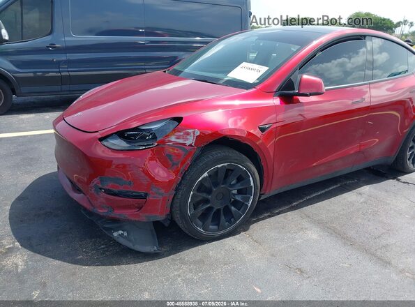 7SAYGDED6RF155977 2024 TESLA MODEL Y Красный Вид спереди