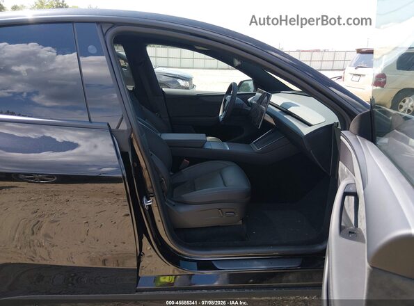 7SAYGDED6TA639961 2026 TESLA MODEL Y Черный Вид салона спереди