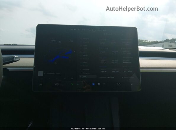 7SAYGDED7RF017154 2024 TESLA MODEL Y Blue 