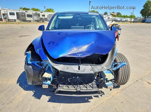 7SAYGDED7RF127122 2024 TESLA MODEL Blue Вид спереду