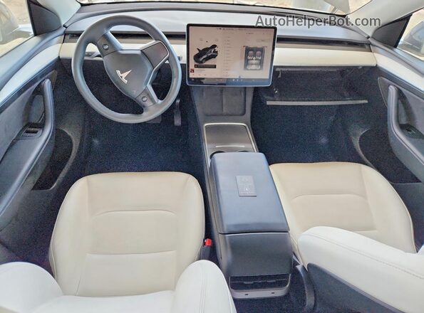 7SAYGDED8PF942104 2023 TESLA MODEL Серый Вид панели приборов