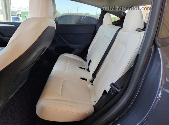 7SAYGDED8PF942104 2023 TESLA MODEL Серый Вид задних сидений