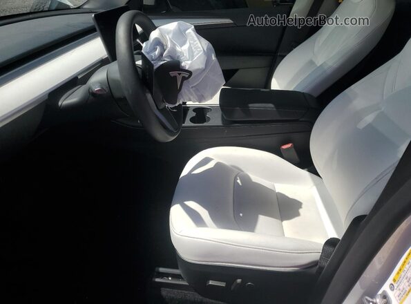 7SAYGDED8RF123807 2024 TESLA MODEL White Вид салону спереду
