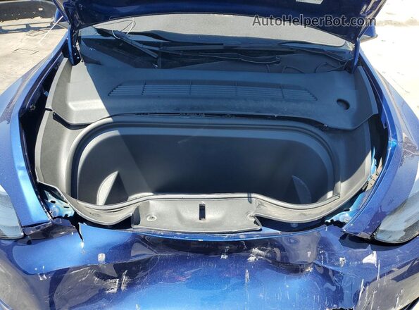 7SAYGDED8RF153681 2024 TESLA MODEL Blue Widok wnętrza z tyłu