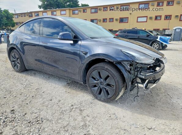 7SAYGDED8SA379125 2025 TESLA MODEL Серый Передняя правая четверть