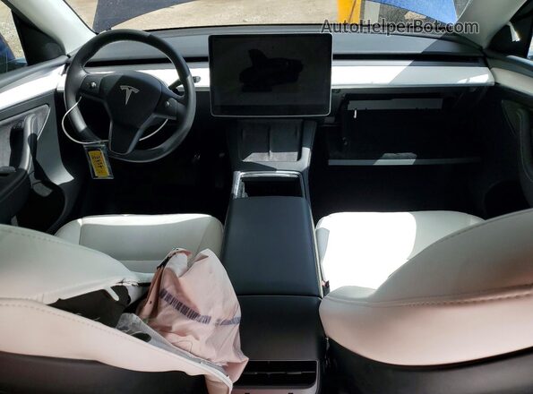 7SAYGDED8SF234606 2025 TESLA MODEL Blue Dashboard view