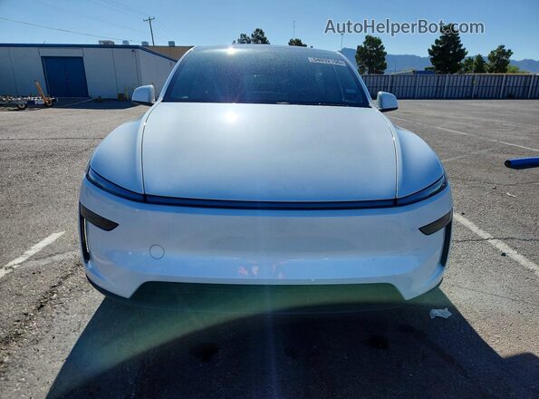 7SAYGDED8TA493353 2026 TESLA MODEL White Вид спереду