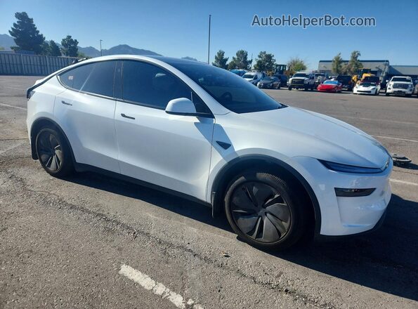 7SAYGDED8TA493353 2026 TESLA MODEL White Передня права чверть