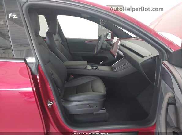 7SAYGDED8TA654123 2026 TESLA MODEL Y Красный Вид салона спереди