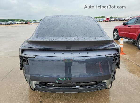 7SAYGDED8TA684593 2026 TESLA MODEL Gray Vista trasera