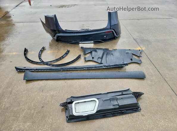 7SAYGDED8TA684593 2026 TESLA MODEL Gray Vista de la etiqueta del VIN