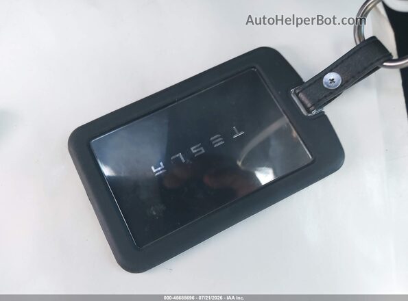 7SAYGDED8TA705815 2026 TESLA MODEL Y White წინა პანელის ხედი