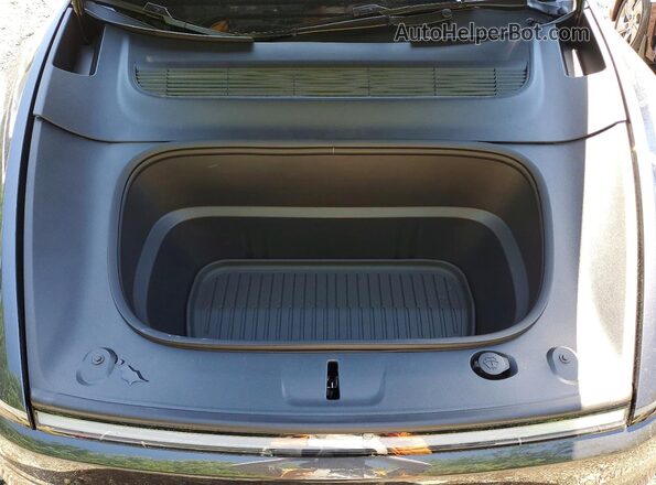7SAYGDED8TF622842 2026 TESLA MODEL Charcoal ძრავის განყოფილების ხედი