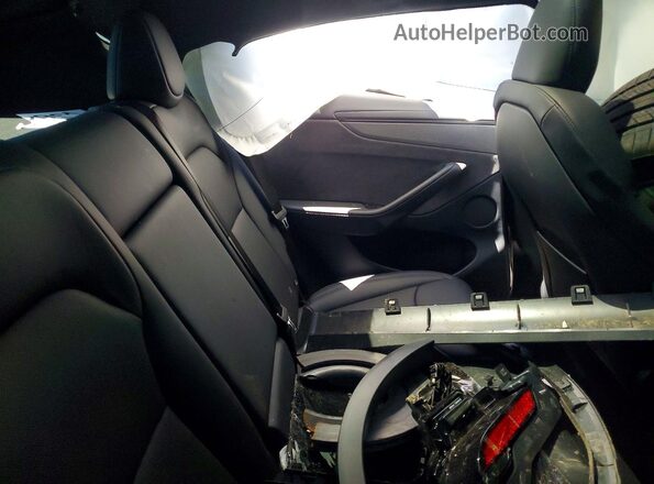 7SAYGDED8TF622842 2026 TESLA MODEL Charcoal უკანა სალონის ხედი
