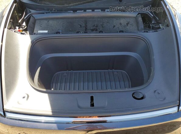 7SAYGDED9TA436885 2026 TESLA MODEL Charcoal Vista del compartimento del motor