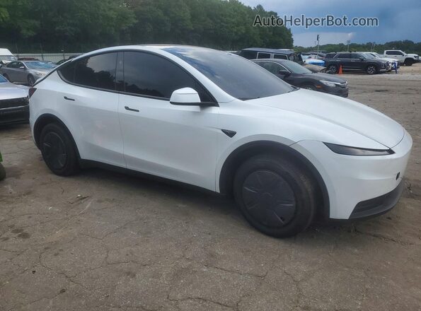 7SAYGDED9TA585846 2026 TESLA OTHER Белый Передняя правая четверть
