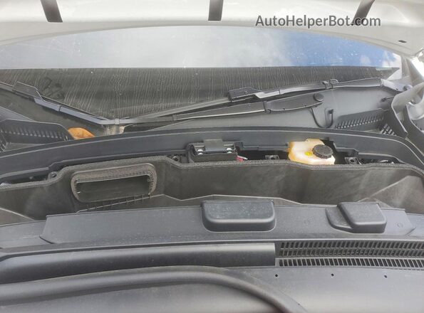 7SAYGDED9TA585846 2026 TESLA OTHER Белый Вид задней части салона