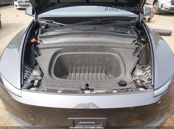 7SAYGDED9TA590951 2026 TESLA MODEL Y Gray Հետևի տեսք