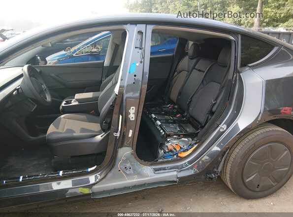 7SAYGDED9TA590951 2026 TESLA MODEL Y Gray Դիմացի տեսք