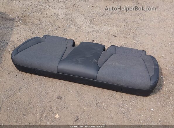 7SAYGDED9TA590951 2026 TESLA MODEL Y Gray Սարքավորումների վահանակի տեսք