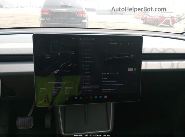 7SAYGDED9TA590951 2026 TESLA MODEL Y Gray 