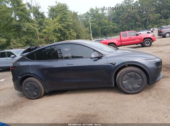 7SAYGDED9TA590951 2026 TESLA MODEL Y Gray Սալոնի 360 աստիճան տեսք