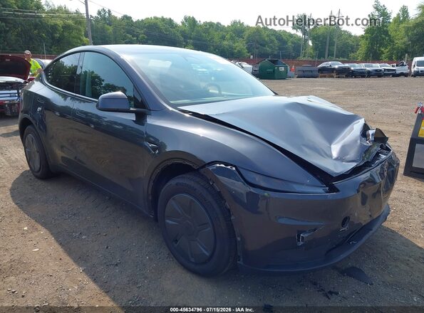 7SAYGDED9TA595339 2026 TESLA MODEL Y Gray Вид спереду