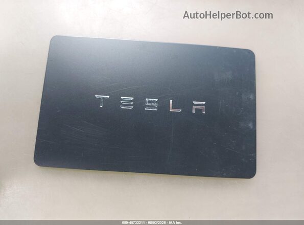 7SAYGDED9TA655006 2026 TESLA MODEL Y Gray წინა პანელის ხედი