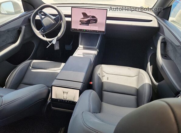 7SAYGDED9TF613681 2026 TESLA MODEL Gray წინა პანელის ხედი