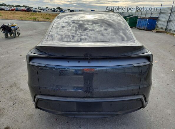7SAYGDED9TF613681 2026 TESLA MODEL Gray უკანა ხედი