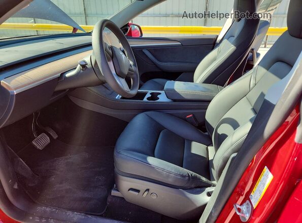 7SAYGDEDXRA319020 2024 TESLA MODEL Red Vista interior delantera