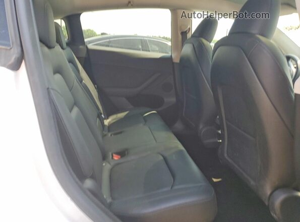 7SAYGDEDXRF084220 2024 TESLA MODEL White Вид задніх сидінь
