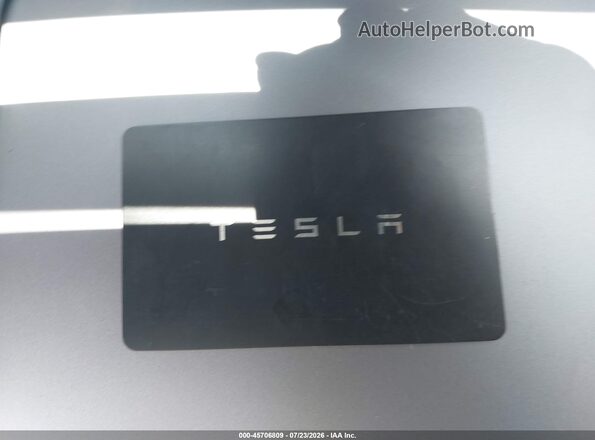 7SAYGDEDXRF097291 2024 TESLA MODEL Y White Հետևի տեսք